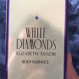 White Diamonds Lotion